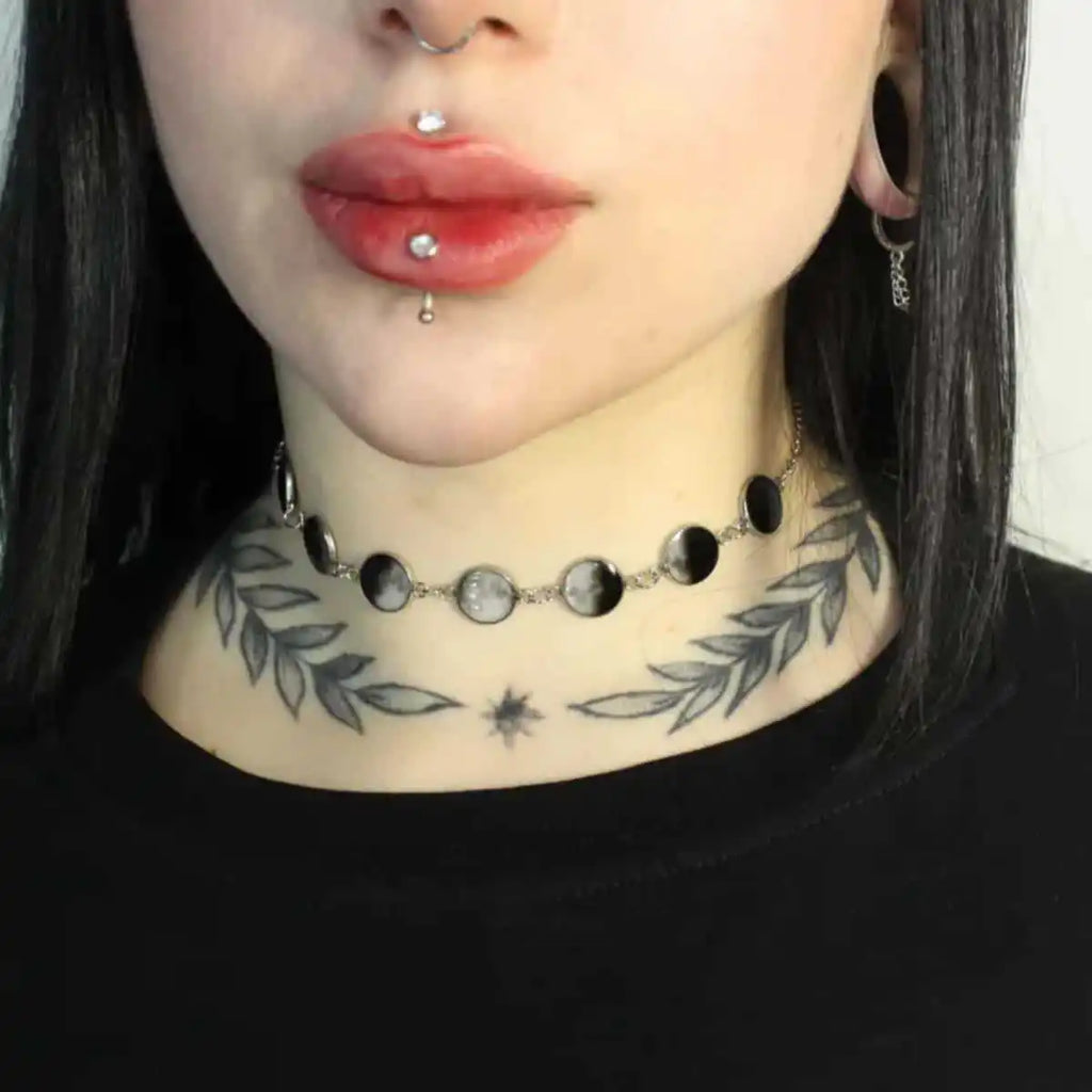 Lit VVitch~ Moon Phase Choker Silver Tone Lunar Cycle Necklace Witches/ Wiccan Jewelry