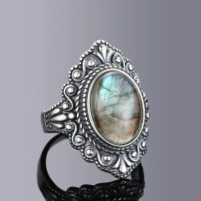 Lit VVitch ~ Witchy Ring, Labradorite Silver Vintage Ring
