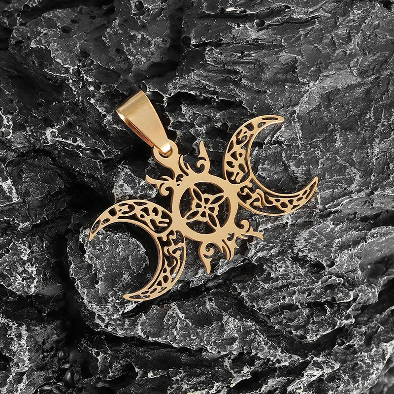 Witchy necklace